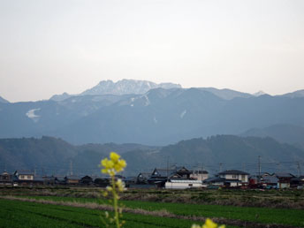 西条市丹原町から