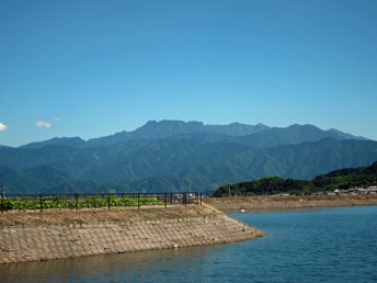 新池から