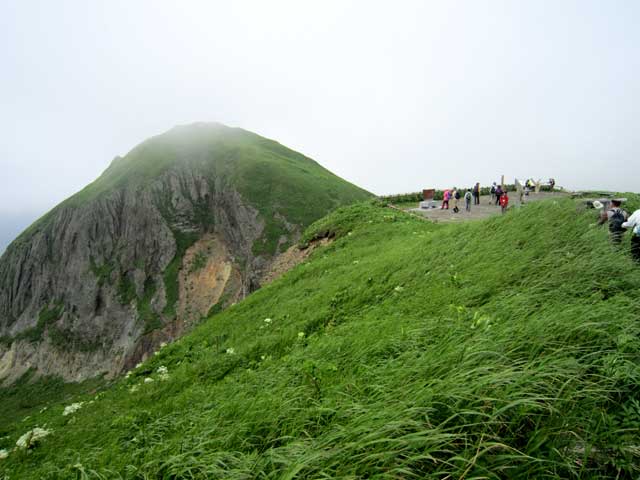 桃岩と展望台