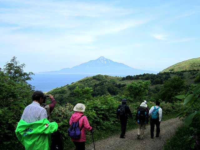 林道から利尻富士