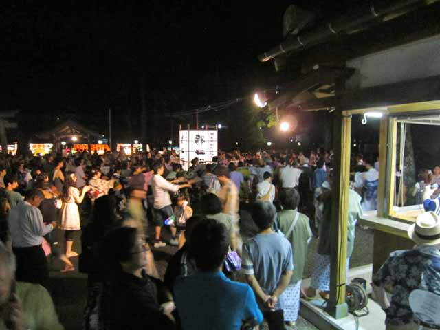 盆踊り会場